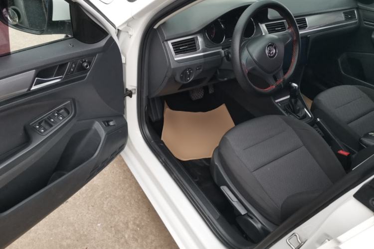 Used Volkswagen Bora 2018 1.5L Automatic Fashion Model Driver Seat