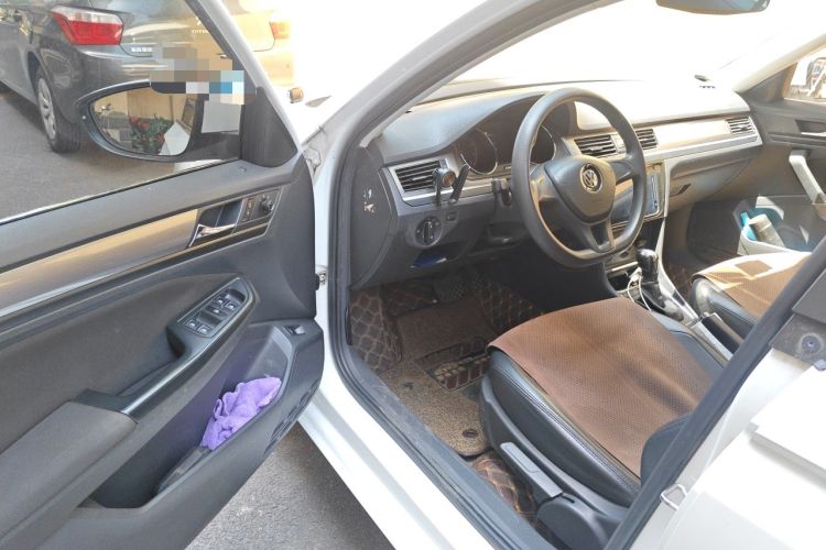 Used Volkswagen Bora 2018 1.5L Automatic Fashion Model Driver Seat