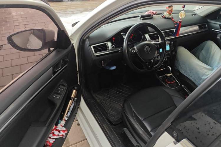 Used Volkswagen Bora 2018 1.5L Automatic Comfort Model Driver Seat