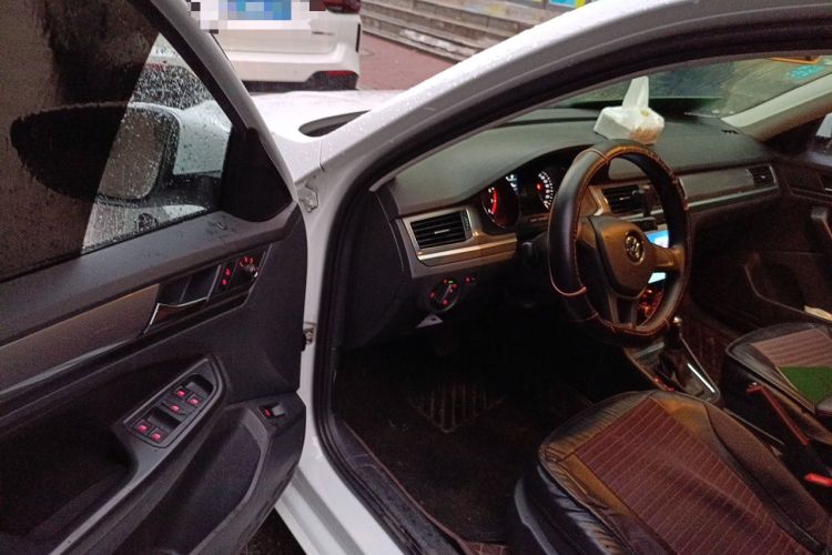 Used Volkswagen Bora 2018 1.5L Automatic Fashion Model Driver Seat
