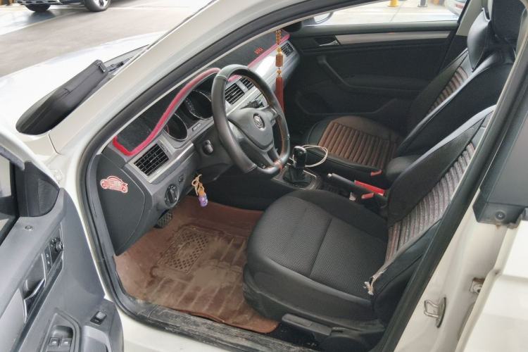 Used Volkswagen Bora 2018 1.5L Automatic Fashion Model Driver Seat