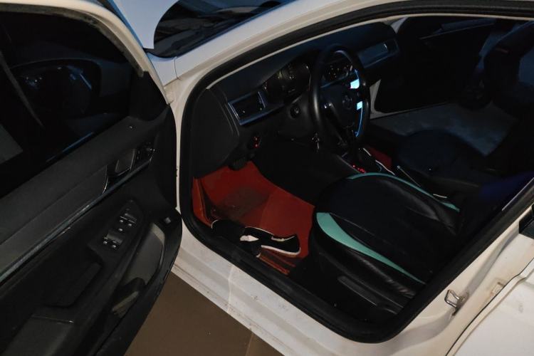 Used Volkswagen Bora 2018 1.5L Automatic Comfort Model Driver Seat