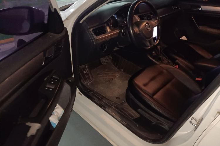 Used Volkswagen Bora 2018 1.5L Automatic Fashion Model Driver Seat