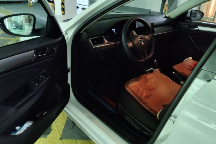 Used Volkswagen Bora 2018 1.5L Automatic Fashion Model Driver Seat