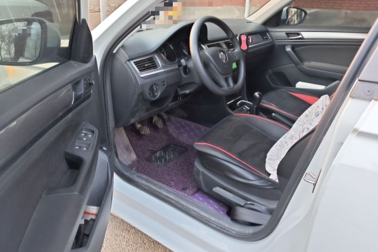Used Volkswagen Bora 2018 1.5L Manual Fashion Model Driver Seat