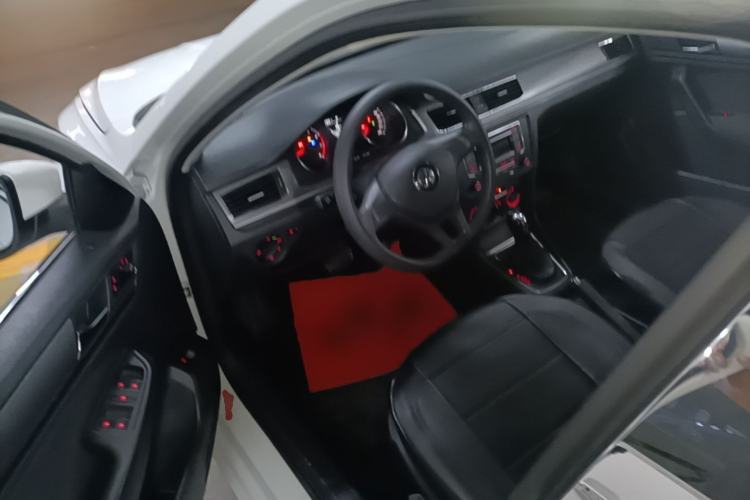 Used Volkswagen Bora 2018 1.5L Automatic Fashion Model Driver Seat