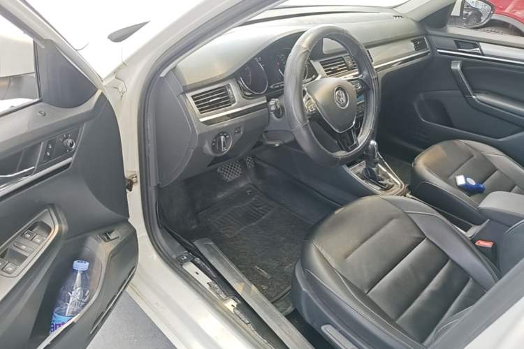 Used Volkswagen Bora 2018 1.5L Automatic Comfort Model Driver Seat
