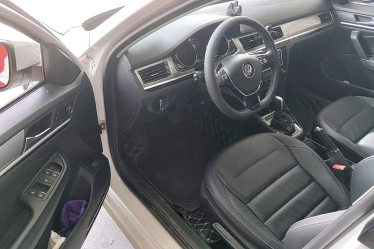 Used Volkswagen Bora 2018 1.5L Automatic Comfort Model Driver Seat