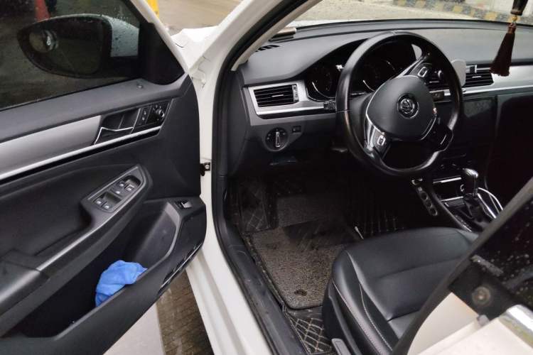 Used Volkswagen Bora 2018 1.5L Automatic Comfort Model Driver Seat