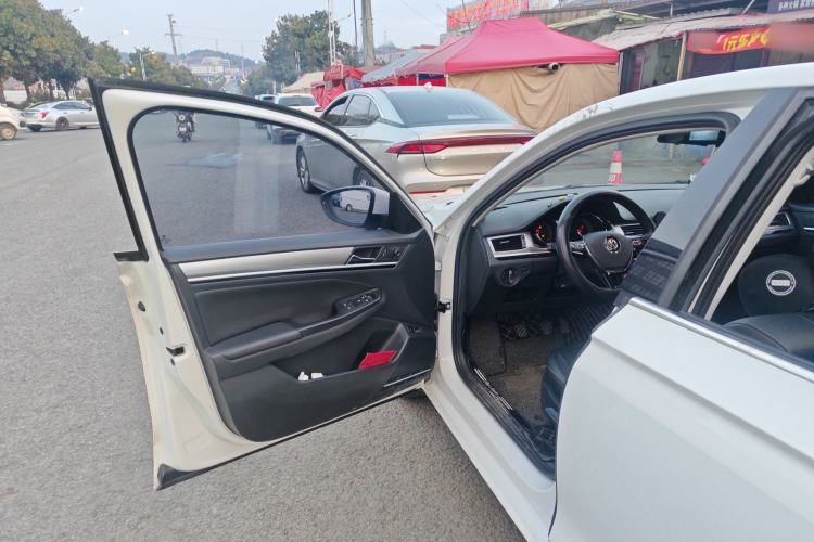 Used Volkswagen Bora 2018 1.5L Manual Comfort Model Driver Seat