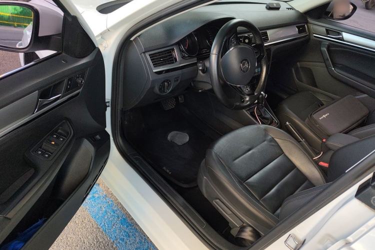 Used Volkswagen Bora 2018 1.5L Automatic Comfort Model Driver Seat