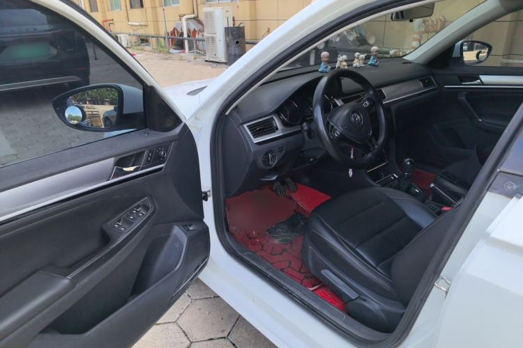 Used Volkswagen Bora 2018 1.5L Manual Comfort Model Driver Seat
