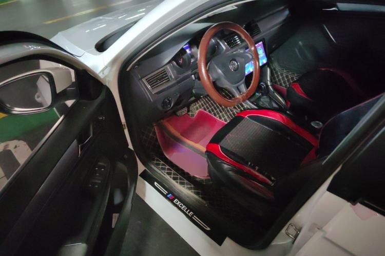 Used Volkswagen Bora 2018 1.5L Automatic Fashion Model Driver Seat