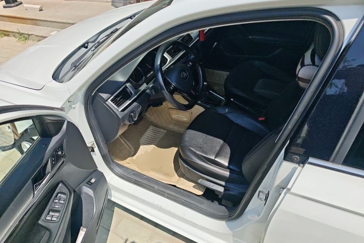 Used Volkswagen Bora 2018 1.5L Automatic Comfort Model Driver Seat