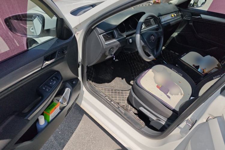 Used Volkswagen Bora 2018 1.5L Automatic Fashion Model Driver Seat