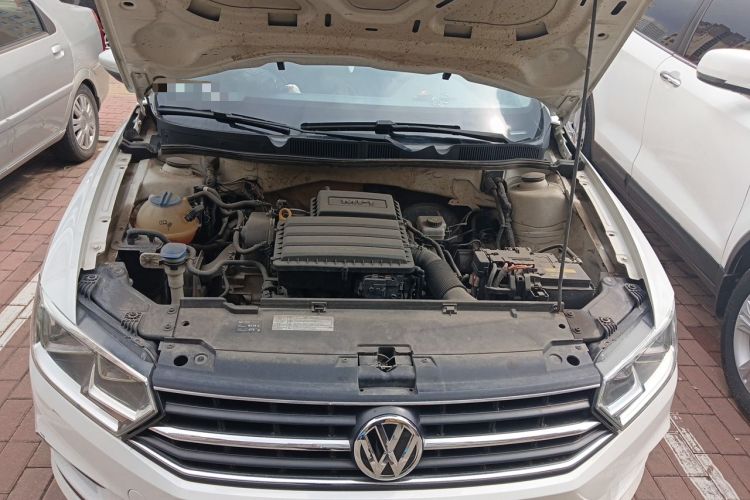 Used Volkswagen Bora 2018 1.5L Automatic Fashion Model Engine Bay