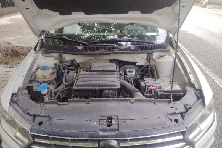 Used Volkswagen Bora 2018 1.5L Manual Comfort Model Engine Bay