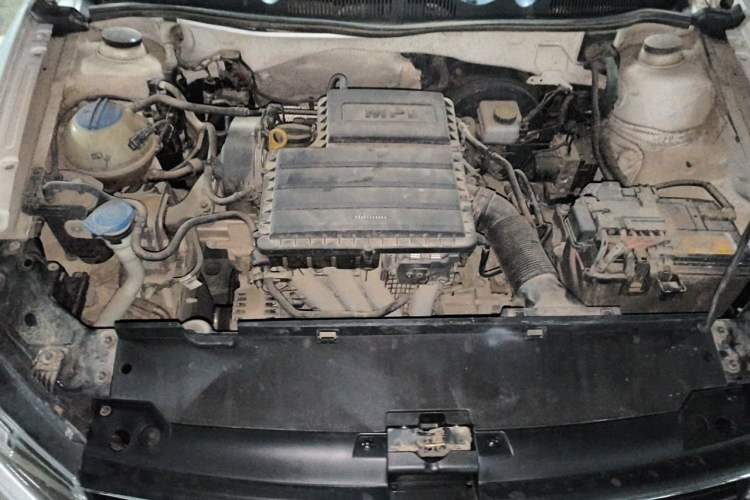 Used Volkswagen Bora 2018 1.5L Automatic Fashion Model Engine Bay