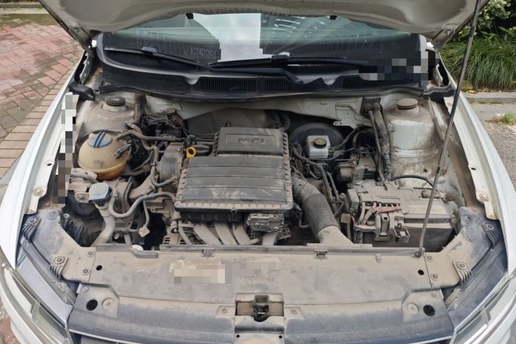 Used Volkswagen Bora 2018 1.5L Automatic Fashion Model Engine Bay