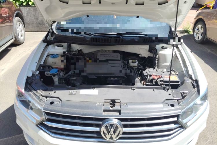 Used Volkswagen Bora 2018 1.5L Automatic Fashion Model Engine Bay