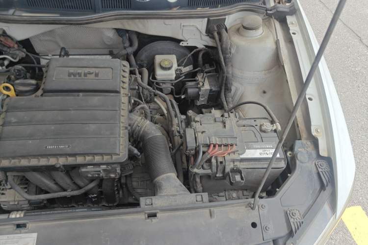 Used Volkswagen Bora 2018 1.5L Automatic Comfort Model Engine Bay Left