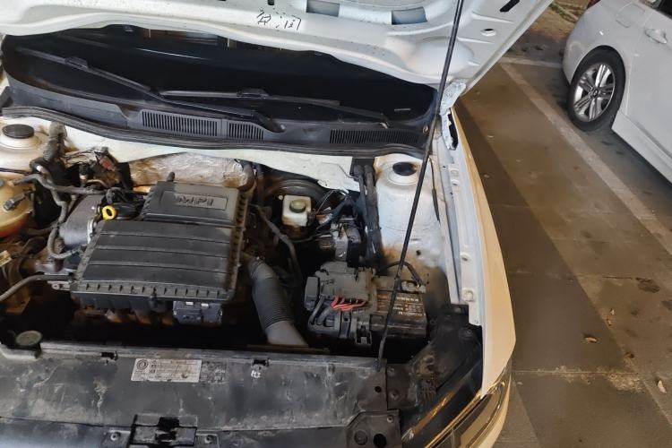 Used Volkswagen Bora 2018 1.5L Manual Fashion Model Engine Bay Left