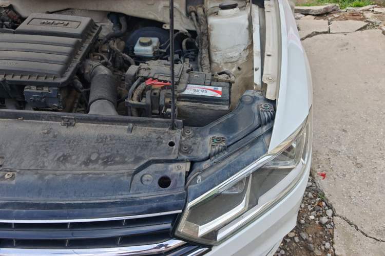 Used Volkswagen Bora 2018 1.5L Automatic Comfort Model Engine Bay Left