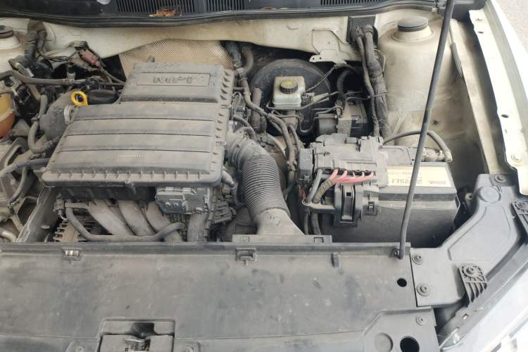 Used Volkswagen Bora 2018 1.5L Automatic Fashion Model Engine Bay Left