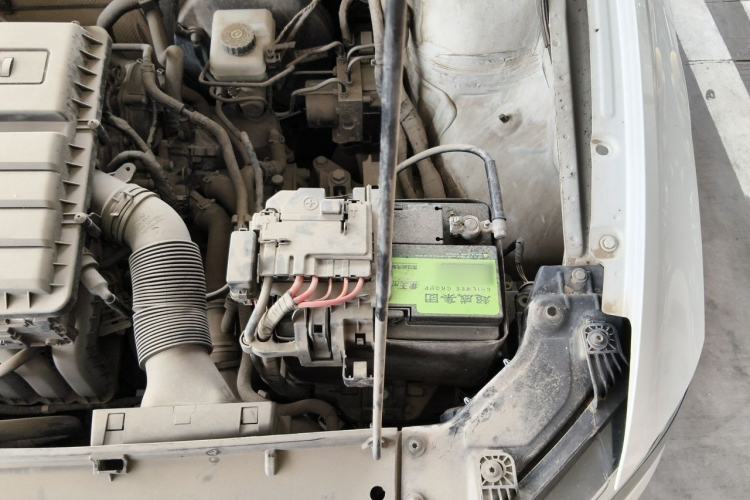 Used Volkswagen Bora 2018 1.5L Automatic Fashion Model Engine Bay Left