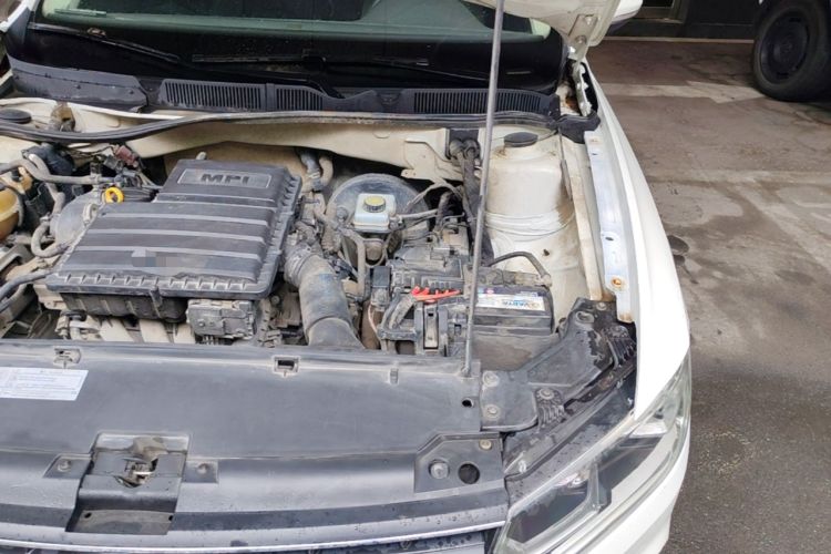 Used Volkswagen Bora 2018 1.5L Manual Fashion Model Engine Bay Left