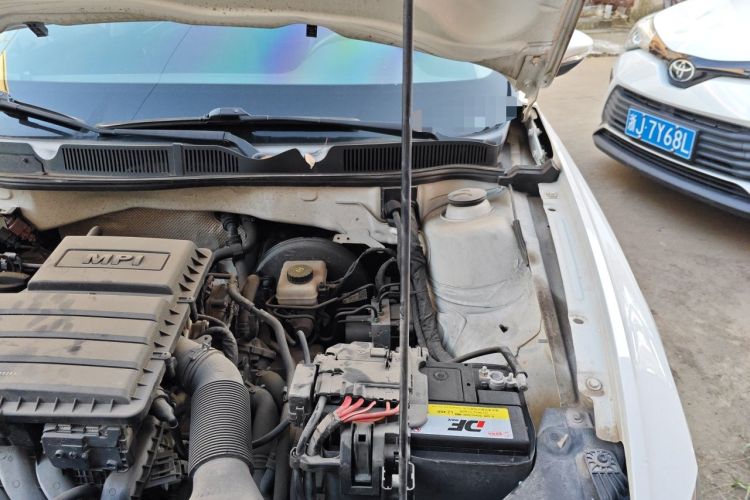 Used Volkswagen Bora 2018 1.5L Automatic Comfort Model Engine Bay Left