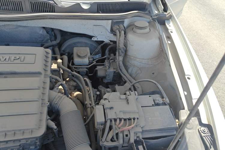 Used Volkswagen Bora 2018 1.5L Automatic Fashion Model Engine Bay Left