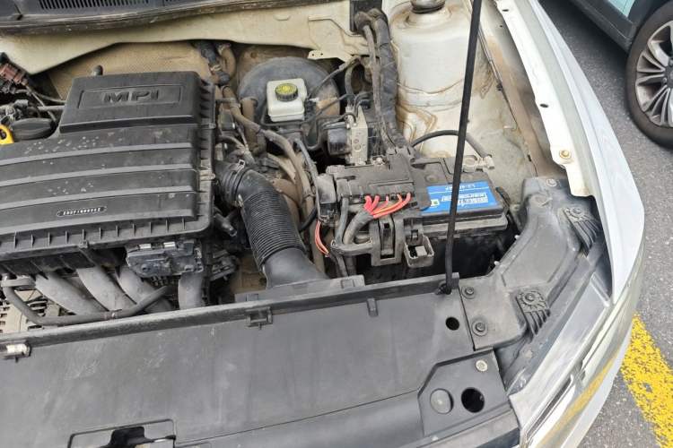 Used Volkswagen Bora 2018 1.5L Automatic Comfort Model Engine Bay Left