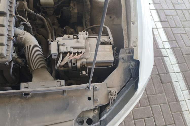Used Volkswagen Bora 2018 1.5L Automatic Fashion Model Engine Bay Left
