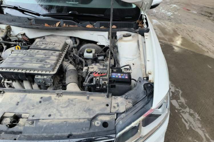 Used Volkswagen Bora 2018 1.5L Manual Comfort Model Engine Bay Left