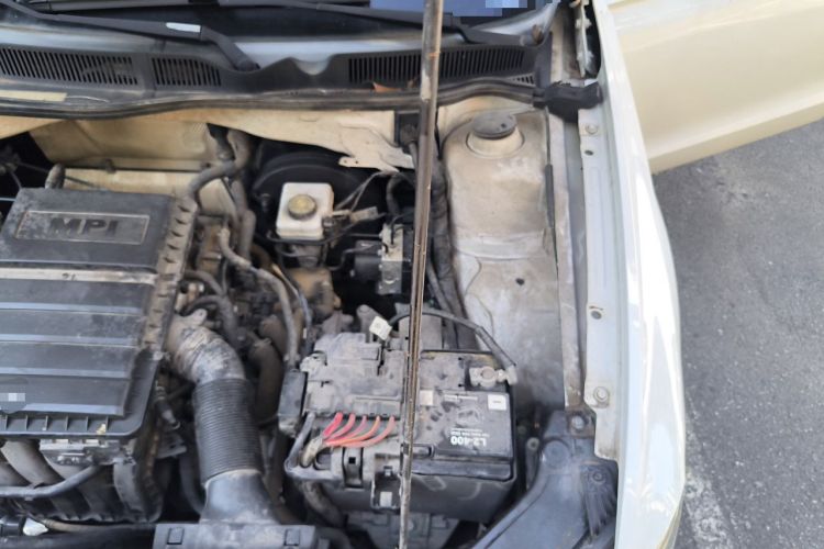 Used Volkswagen Bora 2018 1.5L Automatic Fashion Model Engine Bay Left