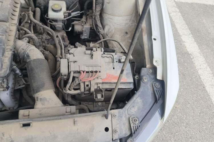 Used Volkswagen Bora 2018 1.5L Automatic Comfort Model Engine Bay Left