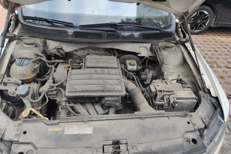 Used Volkswagen Bora 2018 1.5L Automatic Fashion Model Engine Bay Left