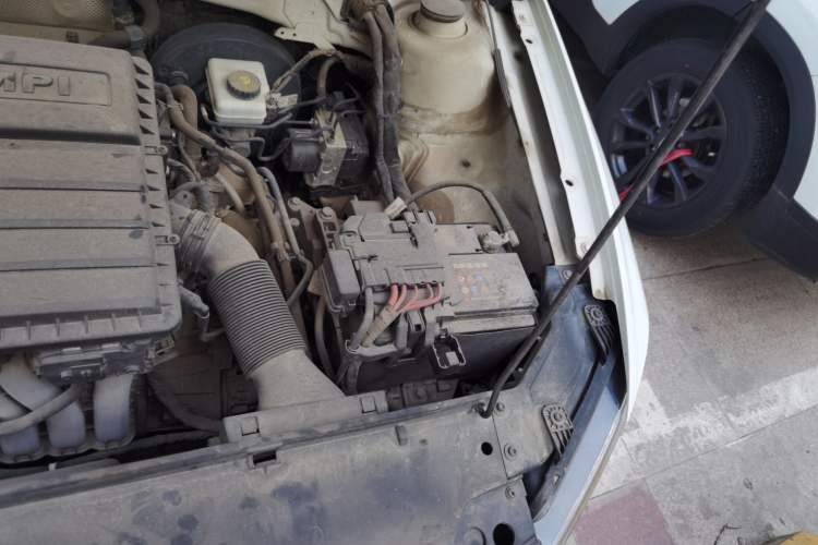 Used Volkswagen Bora 2018 1.5L Automatic Comfort Model Engine Bay Left