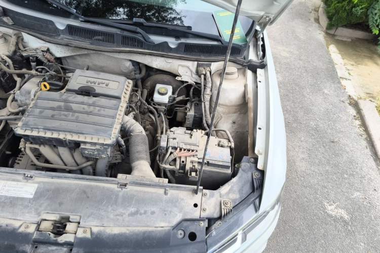 Used Volkswagen Bora 2018 1.5L Automatic Fashion Model Engine Bay Left