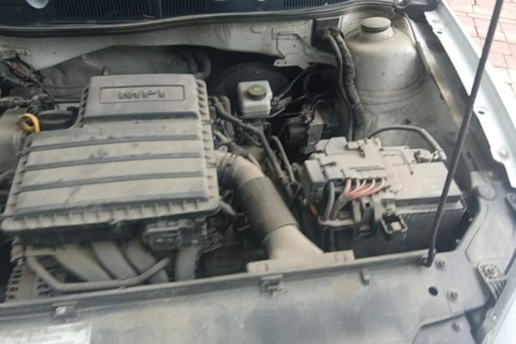 Used Volkswagen Bora 2018 1.5L Automatic Fashion Model Engine Bay Left