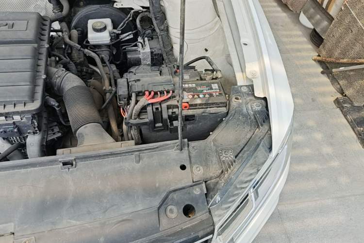 Used Volkswagen Bora 2018 1.5L Automatic Comfort Model Engine Bay Left