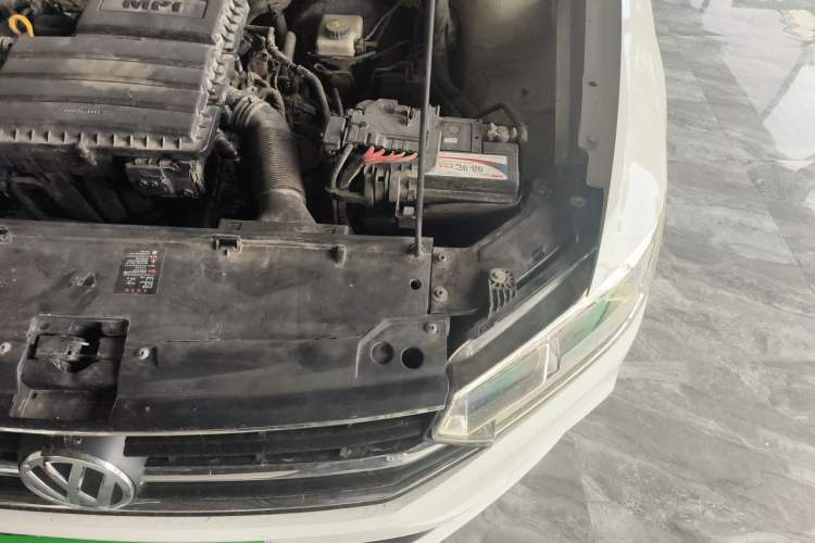 Used Volkswagen Bora 2018 1.5L Automatic Fashion Model Engine Bay Left
