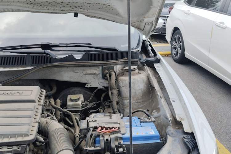 Used Volkswagen Bora 2018 1.5L Automatic Fashion Model Engine Bay Left