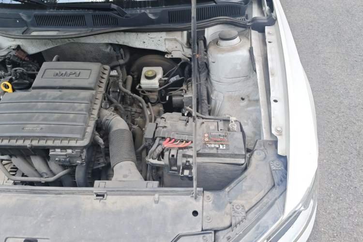 Used Volkswagen Bora 2018 1.5L Automatic Fashion Model Engine Bay Left