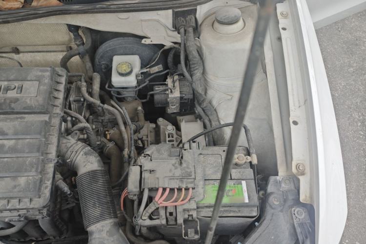 Used Volkswagen Bora 2018 1.5L Automatic Fashion Model Engine Bay Left