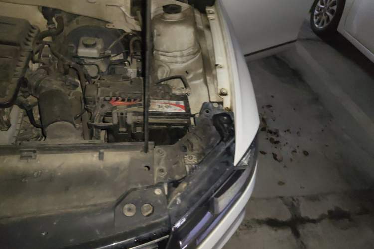Used Volkswagen Bora 2018 1.5L Automatic Comfort Model Engine Bay Left