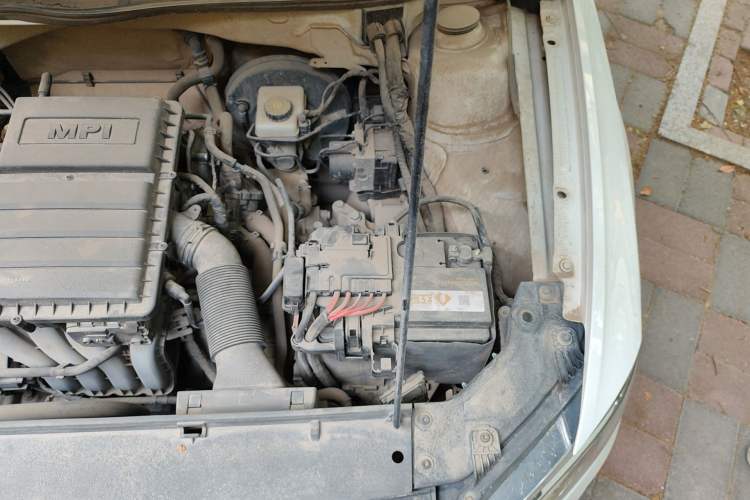Used Volkswagen Bora 2018 1.5L Automatic Comfort Model Engine Bay Left