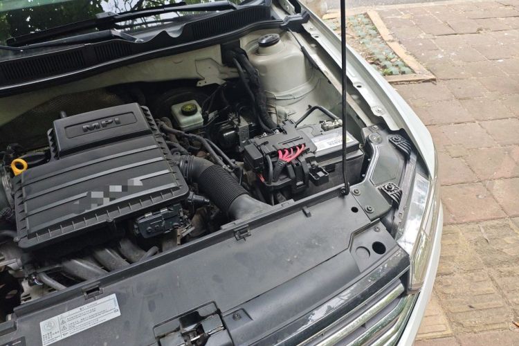 Used Volkswagen Bora 2018 1.5L Automatic Comfort Model Engine Bay Left