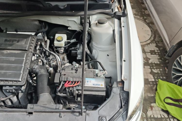 Used Volkswagen Bora 2018 1.5L Automatic Fashion Model Engine Bay Left